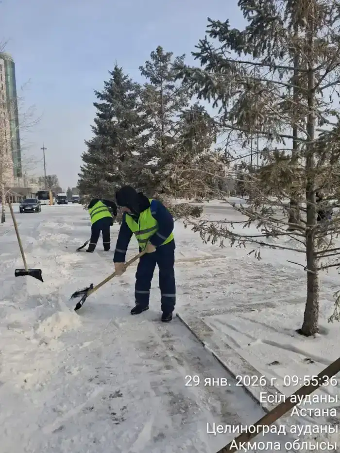 Астана очищает свои улицы от зимнего покрова: вывезено 3,3 миллиона кубометров снега
