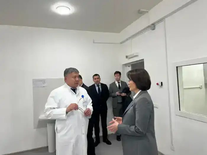 В Жамбылском районе укрепляется инфраструктура здравоохранения (4)
