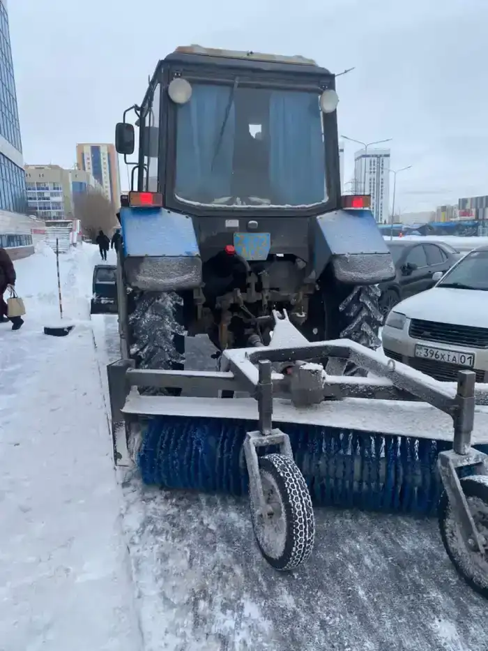 Коммунальные службы Астаны вывезли 24000 кубометров снега за ночь