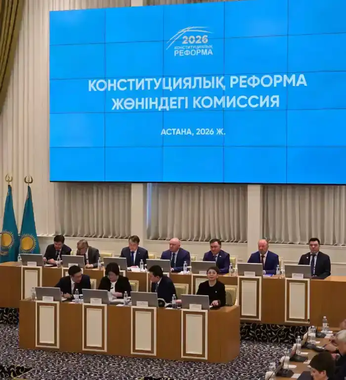 Председатель Высшего Судебного Совета Дмитрий Малахов принял участие в очередном заседании Конституционной комиссии (2)