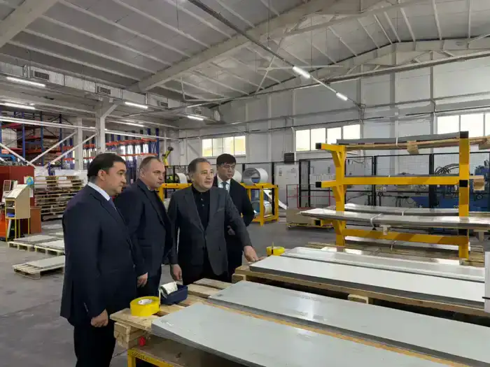 ЕРАЛЫ ТОГЖАНОВ ОЗНАКОМИЛСЯ С ИНДУСТРИАЛЬНЫМ ПОТЕНЦИАЛОМ ТУРКЕСТАНСКОЙ ОБЛАСТИ (8)