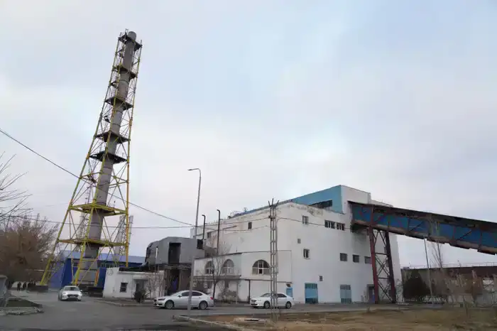 НУРАЛХАН КУШЕРОВ ПРОВЕРИЛ РАБОТУ ТЕПЛОЦЕНТРАЛИ В ТУРКЕСТАНЕ (4)