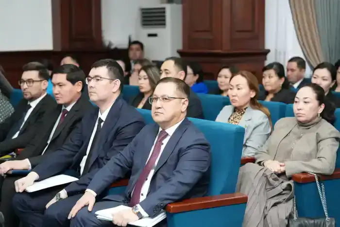 Обсуждены вопросы развития социальной сферы (6)