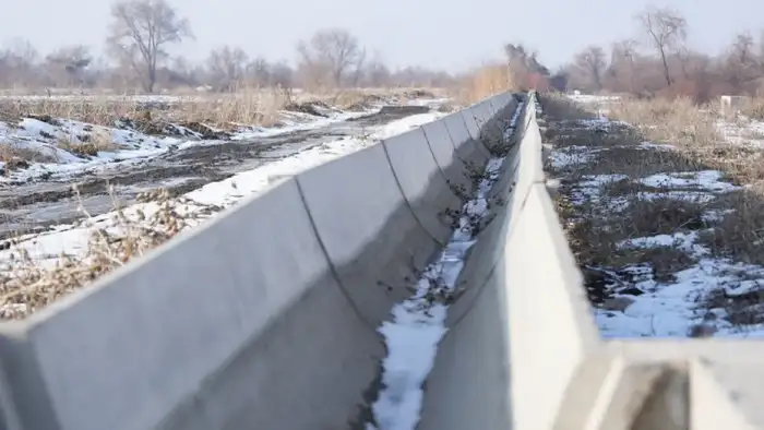 Лимиты водопользования, строительство водохранилищ, поддержка сельского предпринимательства: Канат Бозумбаев посетил область Жетісу (7)