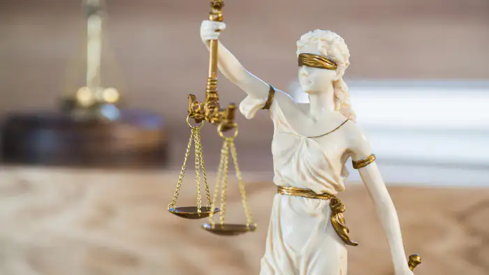 Президент Касым-Жомарт Токаев подписал поправки в Уголовный и Уголовно-процессуальный кодексы, сообщает Tengrinews.kz со ссылкой на Акорду.