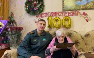Военнослужащие Павлодарской области отметили вековой юбилей ветерана войны Марии Матюшиной, подчеркивая важность сохранения памяти о вкладе старшего поколения в Победу.