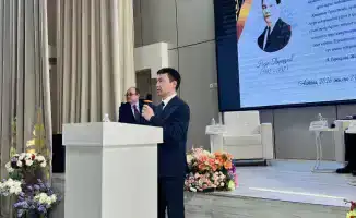 Астана увековечила память Назира Торекулова