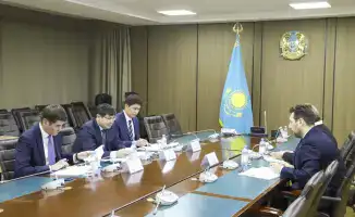 Обсуждение 125 проектов ЕБРР в Казахстане на встрече министра финансов Мади Такиева и Хусейна Озхана