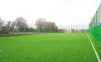 В Сарыагаше открыты новые спортивные площадки, способствующие активному отдыху молодежи и детей