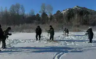 На водоёмах Каркаралинского нацпарка идут зимние аэрационные работы