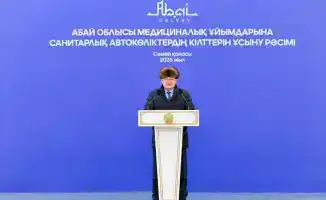 Область Абай получила 100 новых санитарных автомобилей для скорой помощи