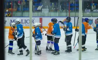 Молодёжный хоккейный турнир «Зимний спорт-фест» в Усть-Каменогорске собрал участников из разных возрастных групп