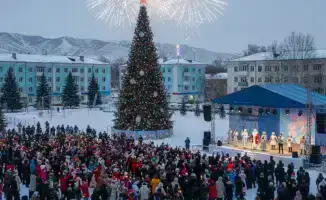 Новогодний концерт в Риддере: объединение жителей и гостей города в праздничной атмосфере