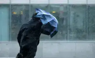 Снежная буря на горизонте: спасатели призывают к осторожности в холодный день