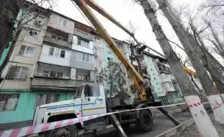 Пожар в многоэтажном доме в Таразе: аким области Ербол Карашукеев инспектирует меры по восстановлению