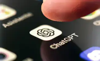 ChatGPT: Виртуальный детектор возраста — когда ИИ становится вашим цифровым паспортом
