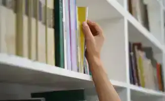 В селе Тогызбулак открыли новую библиотеку в честь 130-летия Капеса Байгабыла