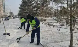 Астана очищает свои улицы от зимнего покрова: вывезено 3,3 миллиона кубометров снега