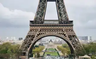 Франция и Казахстан ведут переговоры об упрощении визового режима для казахстанцев