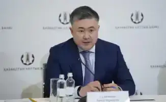 Председатель Национального банка Тимур Сулейменов попросил "закрыть тему" девальвации тенге до 1500 за доллар, ответив на соответствующий вопрос на пресс-конференции.