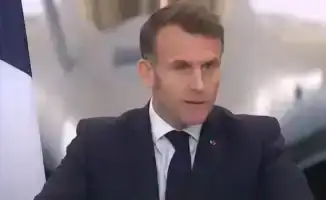 Эммануэль Макрон с залитым кровью глазом выступил перед вооруженными силами, вызывая недоумение у французов