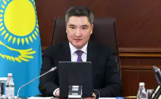 На V заседании Национального курултая Президент Казахстана Касым-Жомарт Токаев выступил с жёсткими требованиями к министрам и акимам. Он подчеркнул необходимость предоставления конкретных результатов работы от каждого ответственного лица. Токаев акцентиро