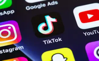 Токаев о влиянии интернет-сенсаций на общественное мнение и социальные тренды