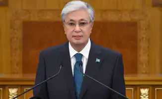 Маулен Ашимбаев анализирует ключевые направления конституционных реформ Президента в новой статье из цикла 'Логика реформ'