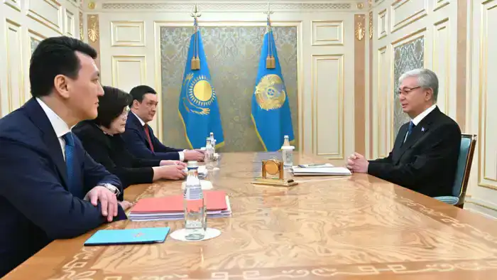 Токаев ознакомился с результатами работы Конституционной комиссии: социальные изменения на горизонте