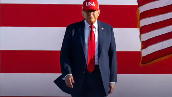 Трамп угрожает пошлинами: Гренландия на кону!