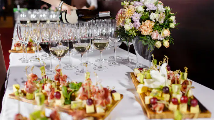 Торжества под контролем: Кыргызстан вводит новые правила