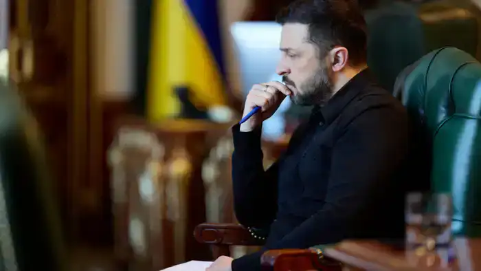 Зеленский предупреждает о возможном новом массированном ударе России: социальные последствия для украинского общества