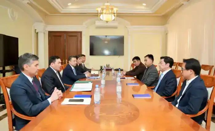 Сотрудничество Минэнерго Казахстана с Ли Кай-Фу: шаг к внедрению ИИ в энергетику