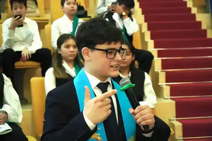 «Закон и порядок – путь честного гражданина»: в Астане прошли дебаты (4)