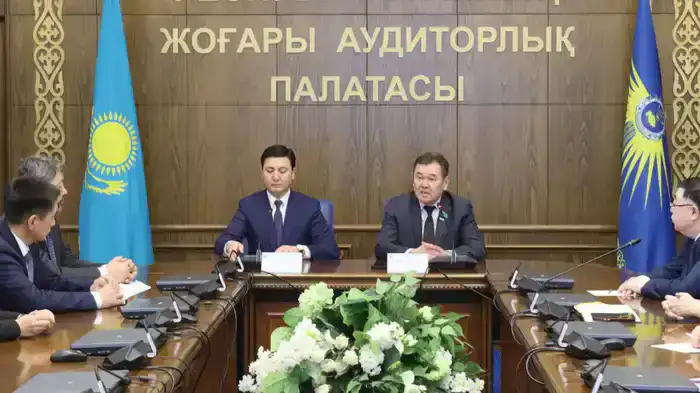 Обсуждение проекта новой Конституции Республики Казахстан как шаг к модернизации государственного управления