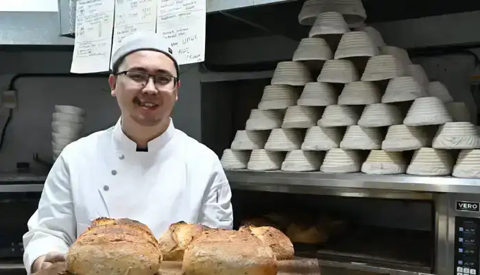 Хлеб без дрожжей: что замешал молодой бизнесмен?