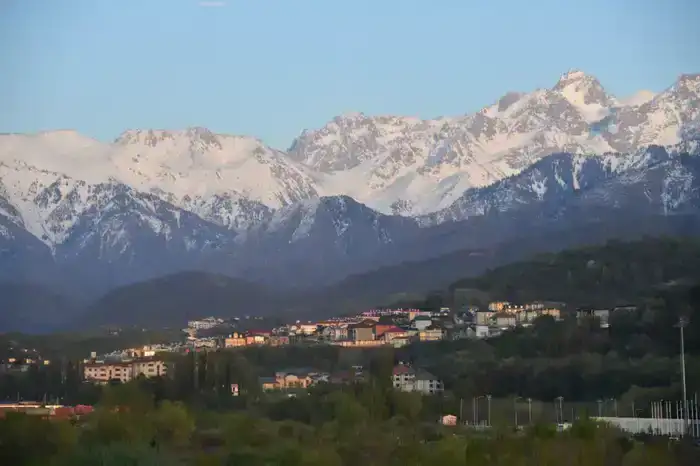 В Алматы в 2025 году к газу подключены 49 домов социально уязвимых жителей (2)