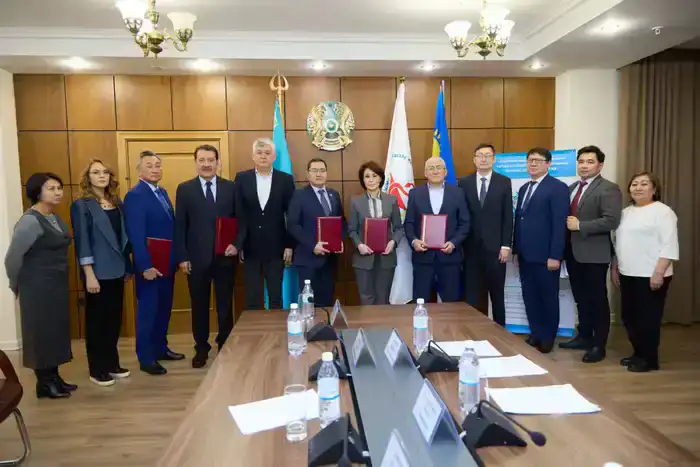 МИНЗДРАВ И ПРОФСОЮЗЫ: НОВЫЕ СОЦИАЛЬНЫЕ ГАРАНТИИ ДЛЯ МЕДИЦИНСКИХ РАБОТНИКОВ (2)