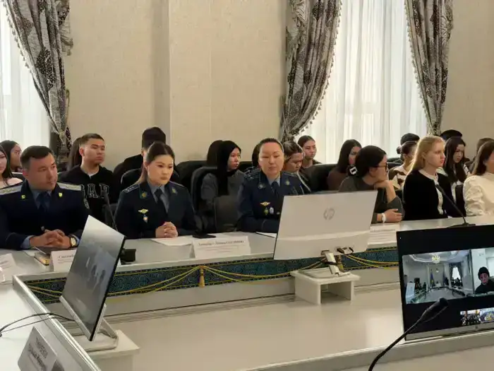 Обсуждение правовой культуры на телемосте в Костанае: влияние на молодежь и предупреждение правонарушений