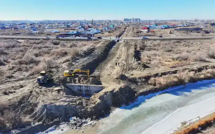 Глава региона ознакомился с ходом реконструкции канала «Кызылжарма» и улицы Сагымбаева (2)