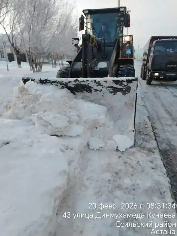 Астана mobilizes over 1,500 units of snow removal equipment in response to severe winter conditions