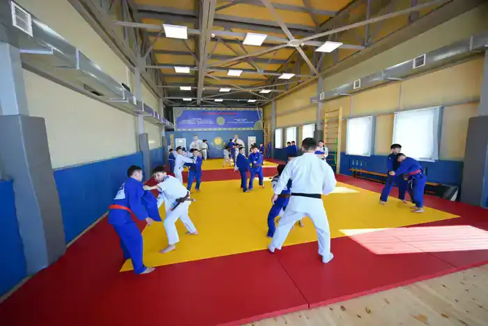 В селе Екпин открылся современный спортивный комплекс (9)