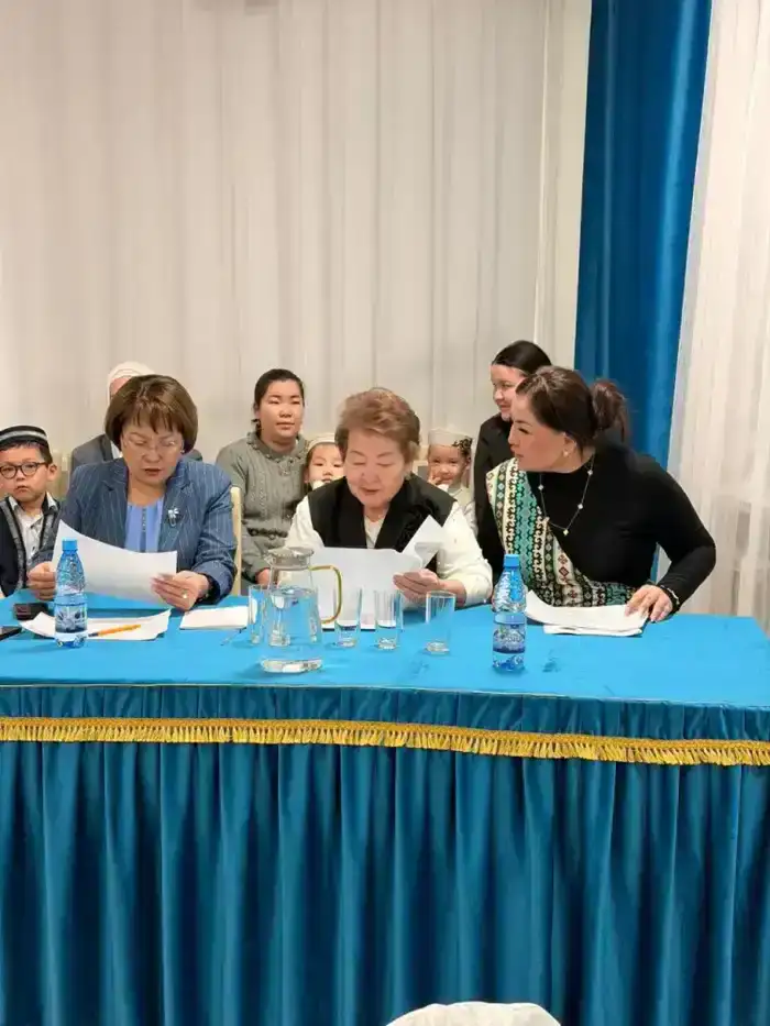 Конкурс по национальной игре «Сәулелі тастар» провели среди особенных дошколят столицы (3)