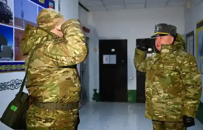 Проверка боевой готовности войск ПВО в Акмолинском гарнизоне прошла под контролем заместителя министра обороны