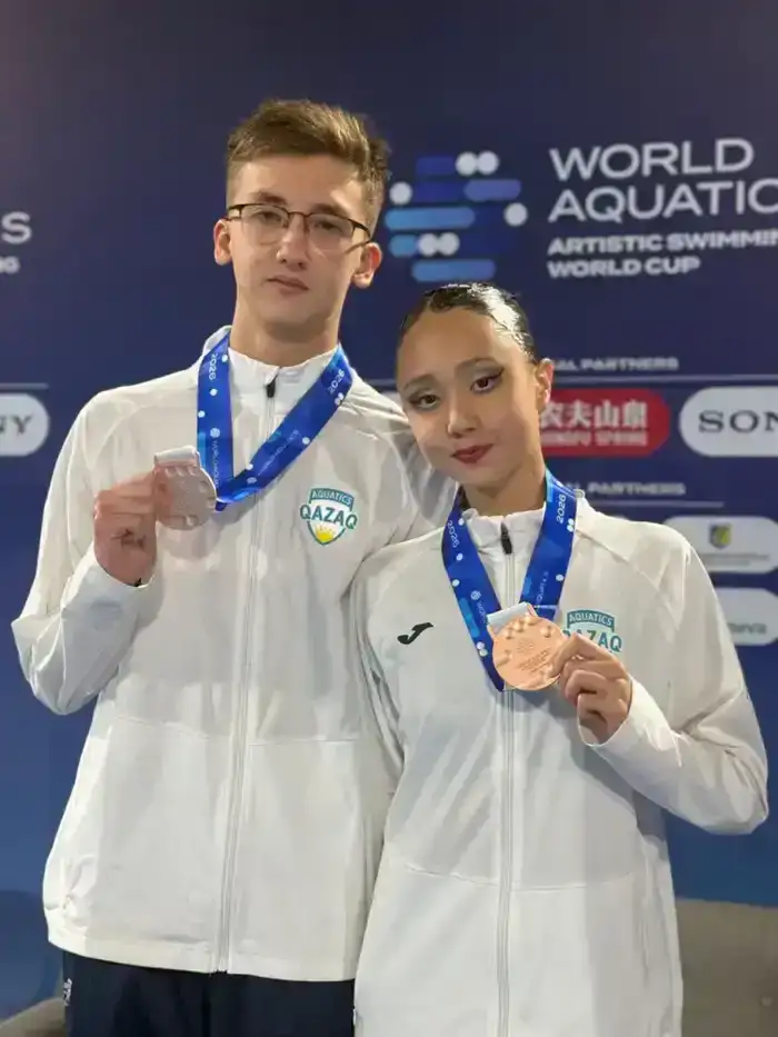 Столичные спортсмены завоевали несколько медалей на этапе Кубка мира по артистическому плаванию (2)