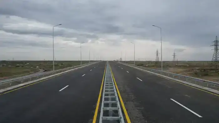 Президент акцентирует внимание на необходимости контроля за развитием автомобильных перевозок и модернизацией инфраструктуры