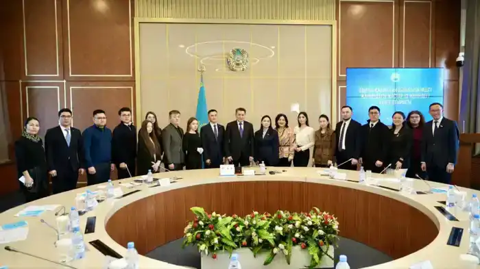 В ВКО в рамках программ «Молодежная практика» и «Жасыл ел» будут трудоустроены 2 тысячи молодых людей (6)