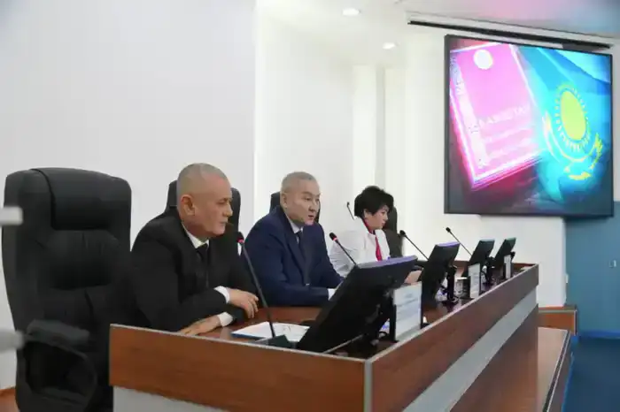 В ГОРОДЕ ШЫМКЕНТ СОСТОЯЛАСЬ ВСТРЕЧА С ПРЕДСТАВИТЕЛЯМИ СФЕРЫ ЗДРАВООХРАНЕНИЯ (5)