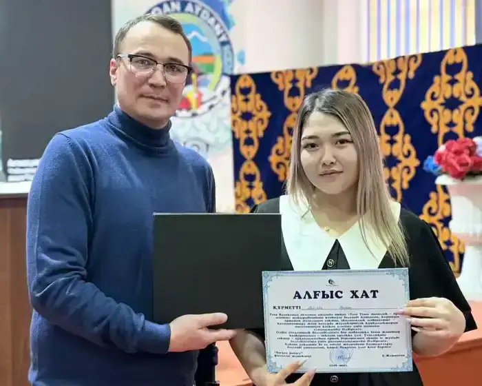 Youth Engagement in Environmental Education: Insights from the 'Taza Kazakhstan' Program in Zhetisu