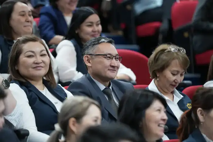 «Адал азамат» как принцип трансформации государственной службы (4)